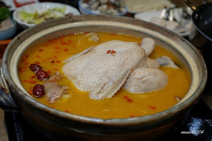 台北中山鍋物|雞湯界LV『星曜雞湯』推出午間個人獨享套餐,每 台北中山鍋物|雞湯界LV『星曜雞湯』推出午間個人獨享套餐,每