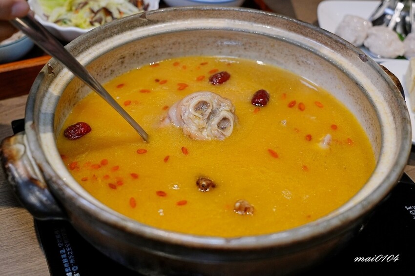 台北中山鍋物|雞湯界LV『星曜雞湯』推出午間個人獨享套餐,每 台北中山鍋物|雞湯界LV『星曜雞湯』推出午間個人獨享套餐,每