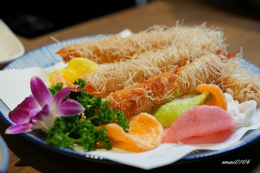 台北中山鍋物|雞湯界LV『星曜雞湯』推出午間個人獨享套餐,每 台北中山鍋物|雞湯界LV『星曜雞湯』推出午間個人獨享套餐,每