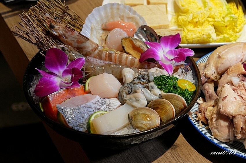 台北中山鍋物|雞湯界LV『星曜雞湯』推出午間個人獨享套餐,每 台北中山鍋物|雞湯界LV『星曜雞湯』推出午間個人獨享套餐,每