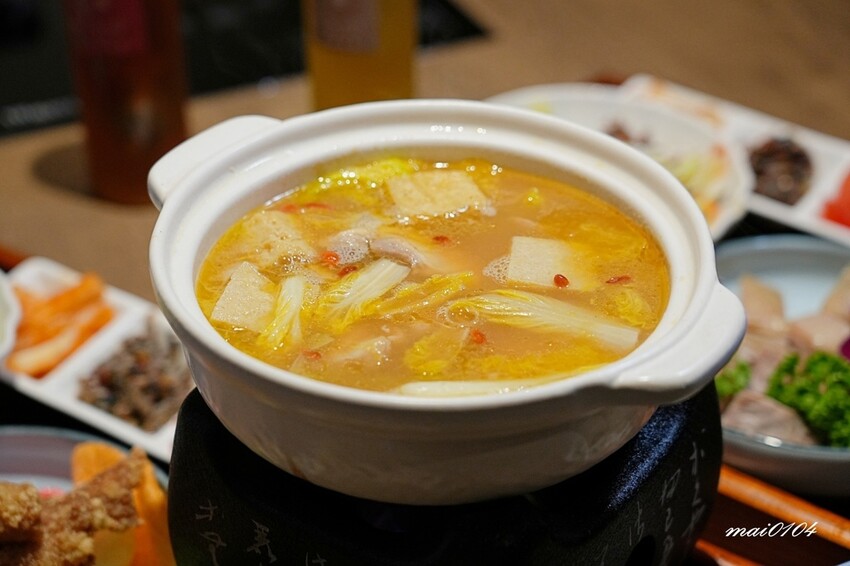 台北中山鍋物|雞湯界LV『星曜雞湯』推出午間個人獨享套餐,每 台北中山鍋物|雞湯界LV『星曜雞湯』推出午間個人獨享套餐,每