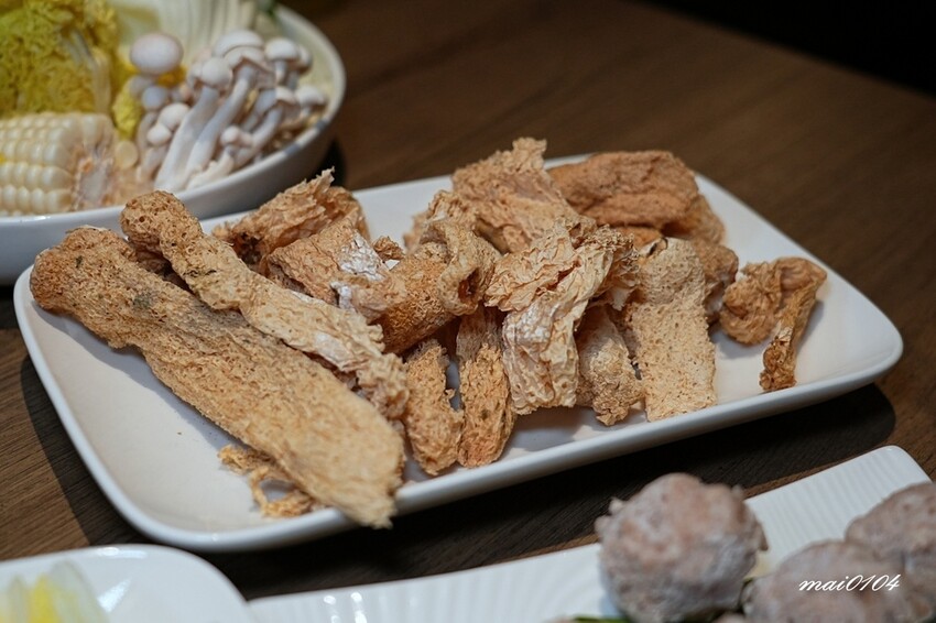 台北中山鍋物|雞湯界LV『星曜雞湯』推出午間個人獨享套餐,每 台北中山鍋物|雞湯界LV『星曜雞湯』推出午間個人獨享套餐,每