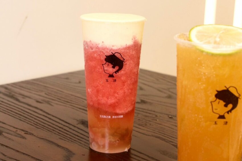 玉津咖啡｜台中南屯新開幕韓系咖啡廳，銅板價星冰樂+甜點通通吃得到! - 肉依小姐吃什麼
