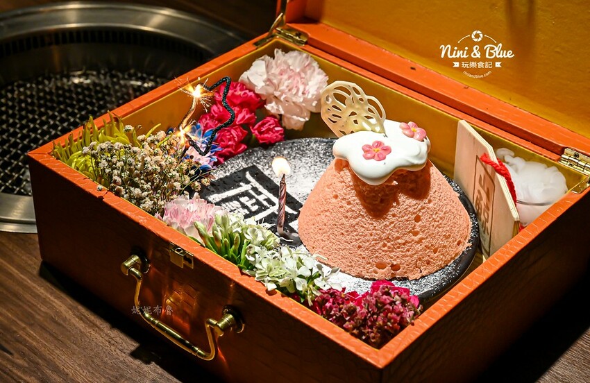 台中燒肉，日本花魁和服免費體驗、壽星優惠