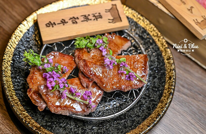 台中燒肉，日本花魁和服免費體驗、壽星優惠