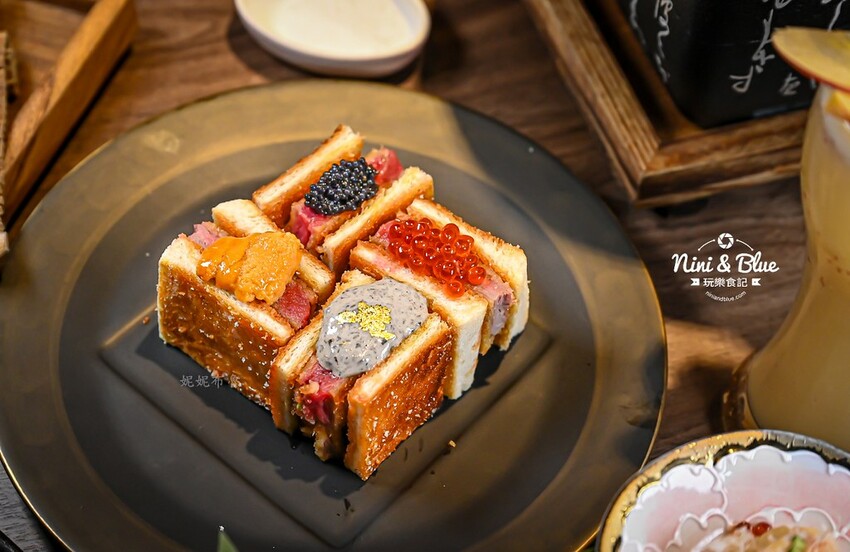 台中燒肉，日本花魁和服免費體驗、壽星優惠