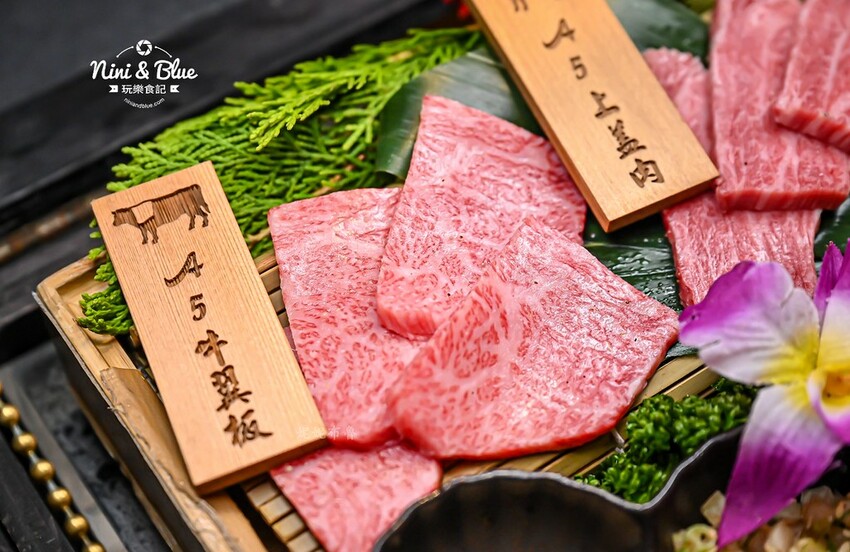 台中燒肉，日本花魁和服免費體驗、壽星優惠