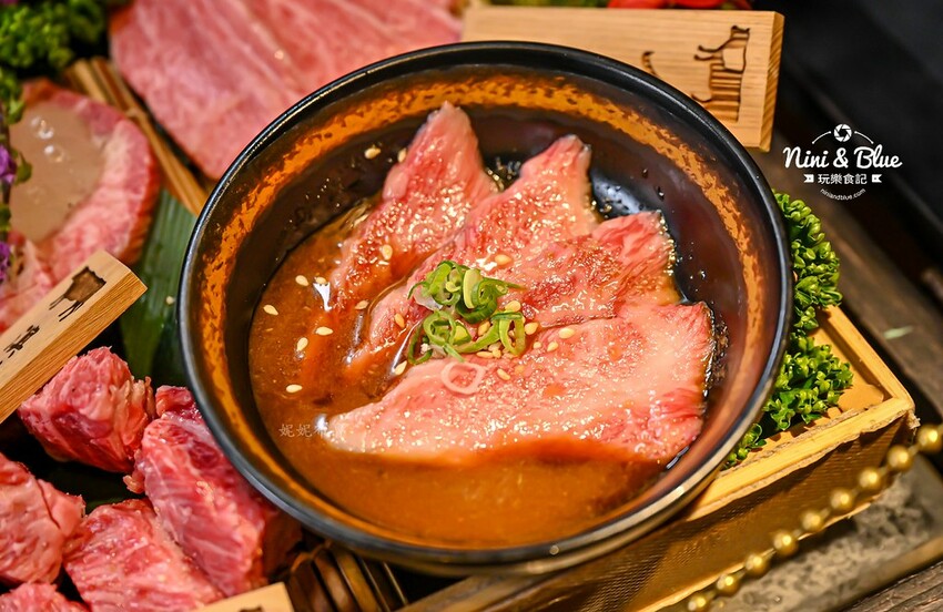 台中燒肉，日本花魁和服免費體驗、壽星優惠