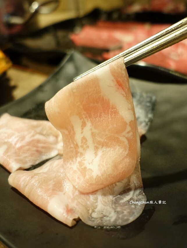 信義遠百【新馬辣經典麻辣鍋Plus+】 14F景觀餐廳，頂級