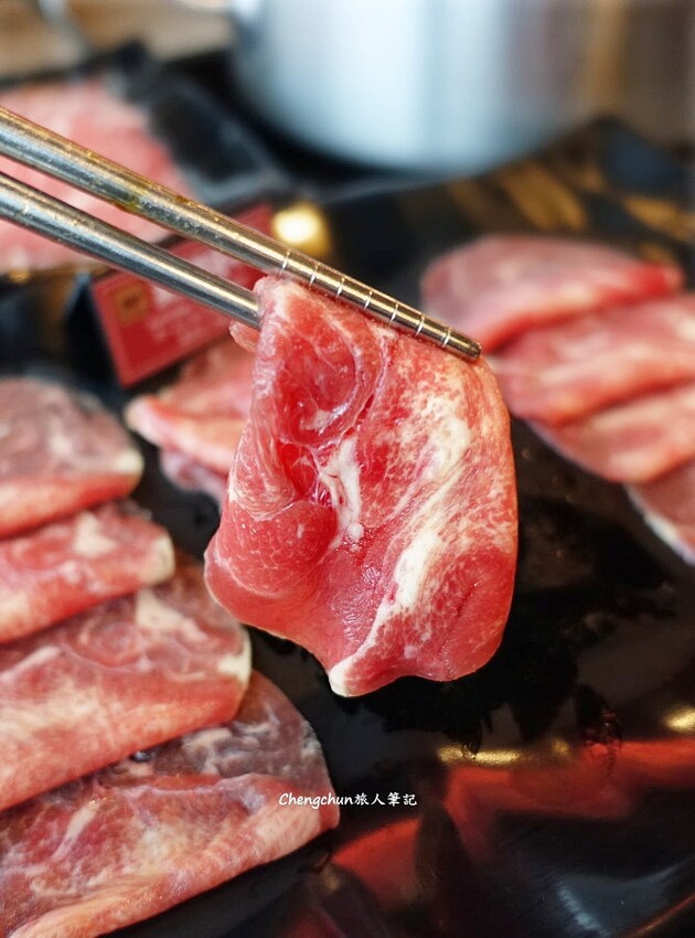 信義遠百【新馬辣經典麻辣鍋Plus+】 14F景觀餐廳，頂級