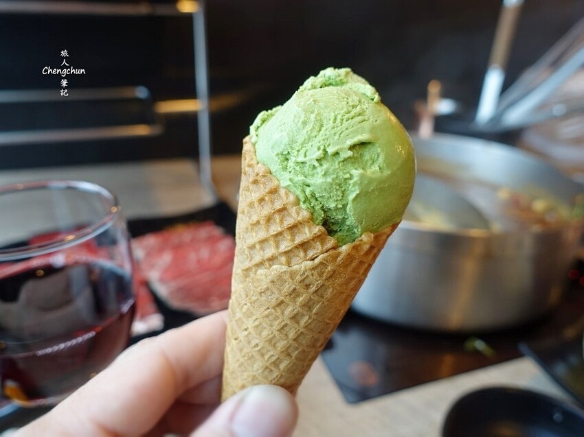 信義遠百【新馬辣經典麻辣鍋Plus+】 14F景觀餐廳，頂級