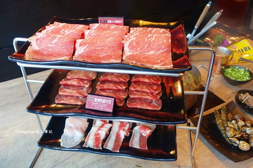 信義遠百【新馬辣經典麻辣鍋Plus+】 14F景觀餐廳，頂級