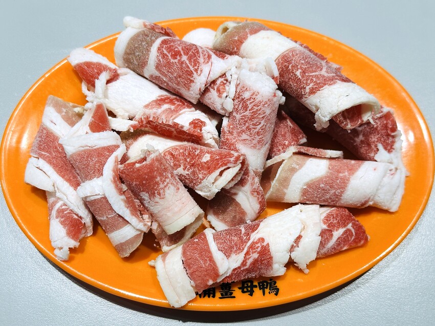 【一桶薑母鴨，一桶活蝦】春夏限定新菜單登場！蔬果龍骨鍋、活蝦