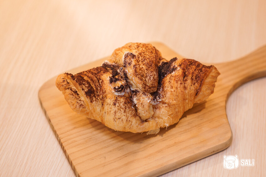 小鳥吃吐司 嘉義號｜北部人氣麵包品牌 前進嘉義，鹹口味千層可頌、還有繽紛千層水果可頌 - 莎笠，小日子