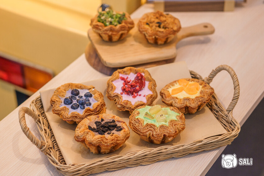 小鳥吃吐司 嘉義號｜北部人氣麵包品牌 前進嘉義，鹹口味千層可頌、還有繽紛千層水果可頌 - 莎笠，小日子