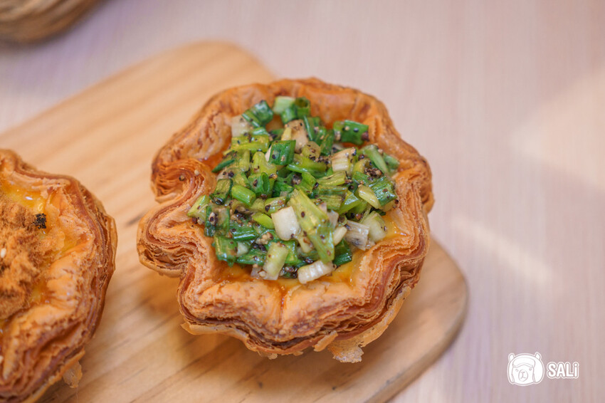 小鳥吃吐司 嘉義號｜北部人氣麵包品牌 前進嘉義，鹹口味千層可頌、還有繽紛千層水果可頌 - 莎笠，小日子