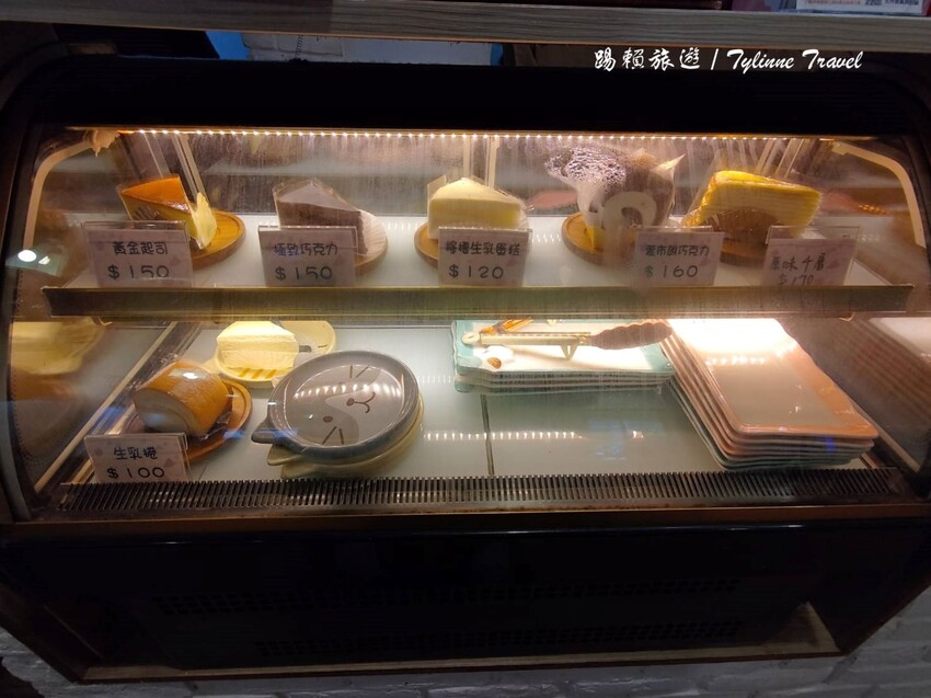 新北市板橋區【新北美食】一隅有貓,溫暖的貓咪中途餐廳 | 異國輕食咖啡廳、小貓陪伴用餐 | 可認養喜歡貓咪 | 板橋美食推薦