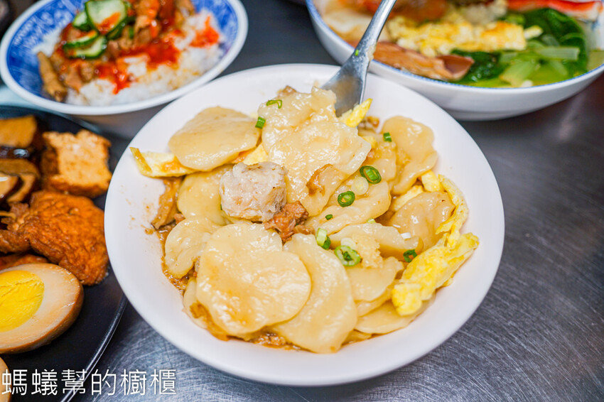 九穗古早味滷肉|彰化市小吃手工麵疙瘩,滷味入味、烏梅汁醇厚。 - 螞蟻幫的櫥櫃