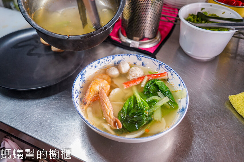 九穗古早味滷肉|彰化市小吃手工麵疙瘩,滷味入味、烏梅汁醇厚。 - 螞蟻幫的櫥櫃