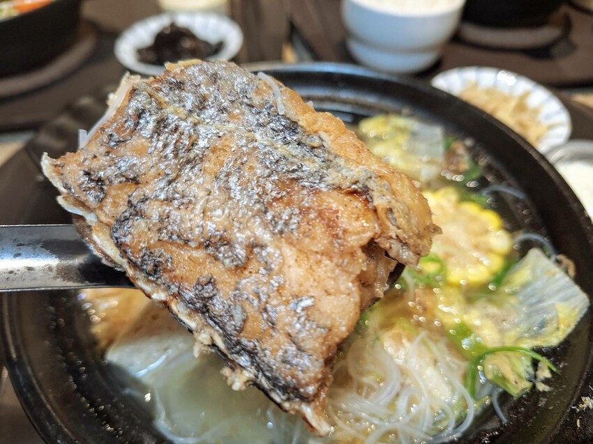 【美食】「占元府」牛肉麵、飯煲、麵煲、湯煲，北車牛肉麵推薦、