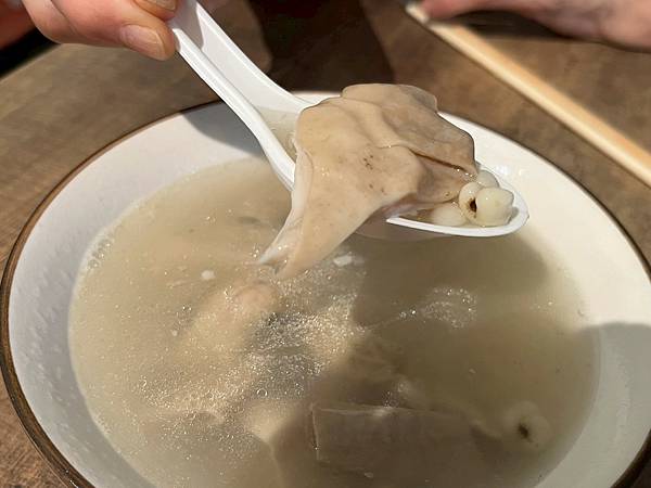 露店蘇來傳X安妮王的旅行記_011