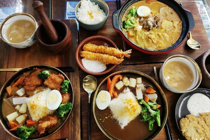 台中市西屯區潮港城太陽百匯｜台中Buffet吃到飽推薦 釜山海鮮季開跑 四人同行送巨無霸檸檬泰國蝦 百道料理無限供應 螃蟹