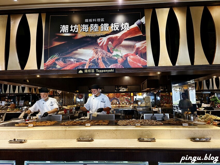 台中市西屯區潮港城太陽百匯｜台中Buffet吃到飽推薦 釜山海鮮季開跑 四人同行送巨無霸檸檬泰國蝦 百道料理無限供應 螃蟹