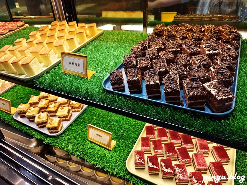 台中市西屯區潮港城太陽百匯｜台中Buffet吃到飽推薦 釜山海鮮季開跑 四人同行送巨無霸檸檬泰國蝦 百道料理無限供應 螃蟹