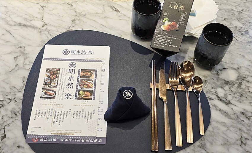 台中慶生餐廳首選｜Google 評論4.8高分，高CP值頂級無菜單鐵板燒。活龍蝦三吃、日本A5和牛、北海道干貝，14品料理只要$1600，想吃先預約！！