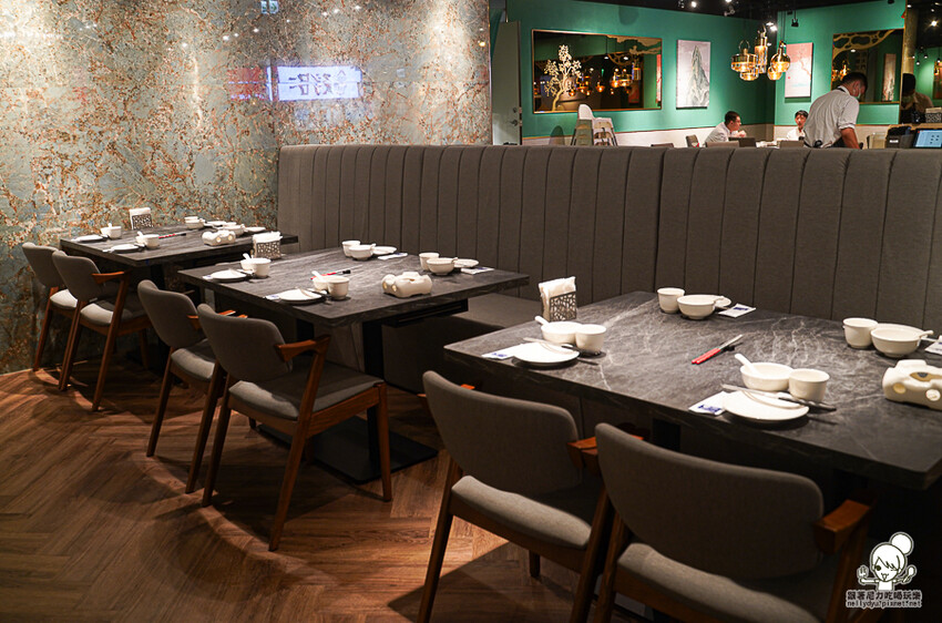 高雄夢時代首間 白玉樓 台菜定食、經典懷舊台菜美食 X 傳承第四代的台菜料理、高雄台菜 - 跟著尼力吃喝玩樂&親子生活