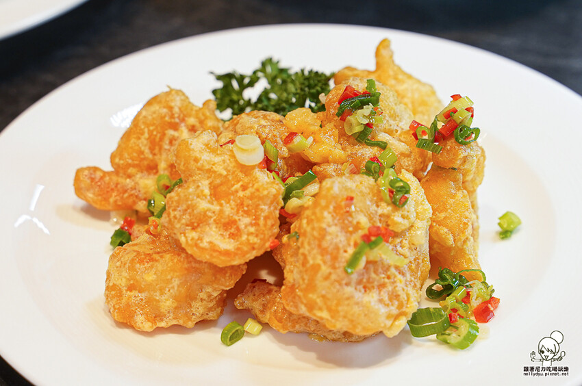 高雄夢時代首間 白玉樓 台菜定食、經典懷舊台菜美食 X 傳承第四代的台菜料理、高雄台菜 - 跟著尼力吃喝玩樂&親子生活