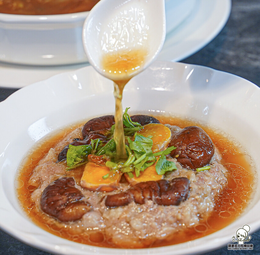 高雄夢時代首間 白玉樓 台菜定食、經典懷舊台菜美食 X 傳承第四代的台菜料理、高雄台菜 - 跟著尼力吃喝玩樂&親子生活