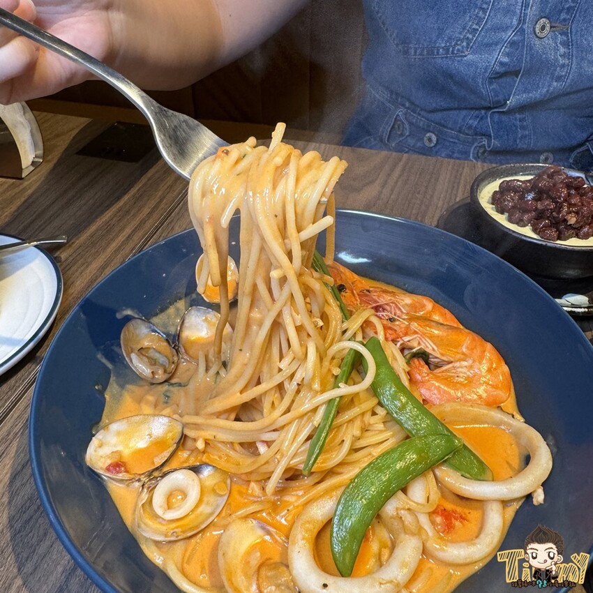 新竹縣竹北市竹北亞丁尼義式麵屋。來自台中人氣的平價義大利麵店插旗竹北！ (菜單營業時間地址電話) - 跟著踢小米吃喝玩樂趣