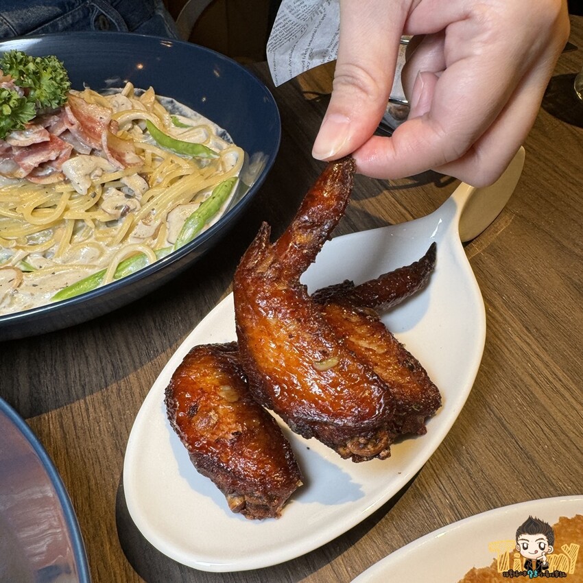 新竹縣竹北市竹北亞丁尼義式麵屋。來自台中人氣的平價義大利麵店插旗竹北！ (菜單營業時間地址電話) - 跟著踢小米吃喝玩樂趣