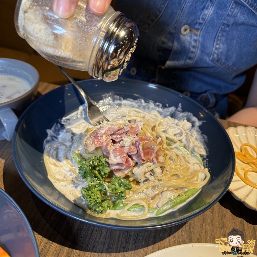 新竹縣竹北市竹北亞丁尼義式麵屋。來自台中人氣的平價義大利麵店插旗竹北！ (菜單營業時間地址電話) - 跟著踢小米吃喝玩樂趣