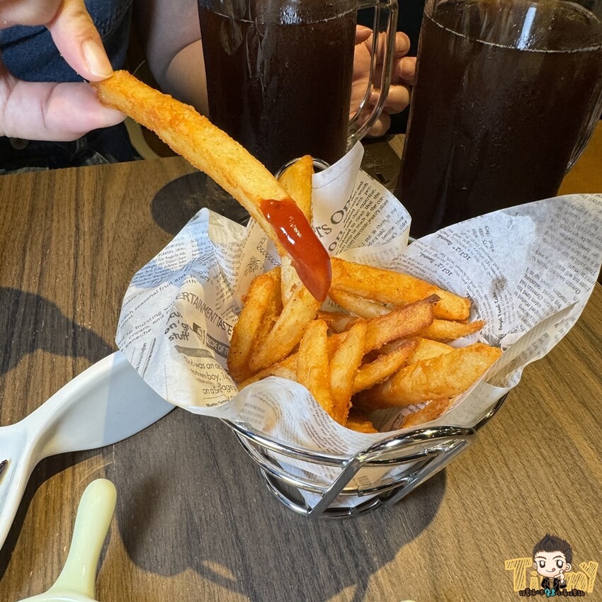 新竹縣竹北市竹北亞丁尼義式麵屋。來自台中人氣的平價義大利麵店插旗竹北！ (菜單營業時間地址電話) - 跟著踢小米吃喝玩樂趣