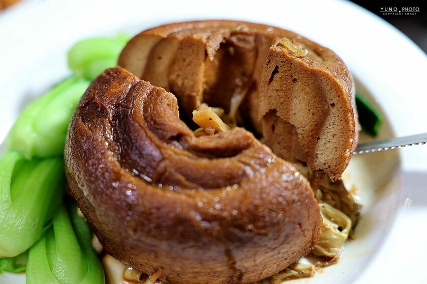 雲林素食美食推薦!「壹番素食餐廳」連葷食者也會愛的創意料理。