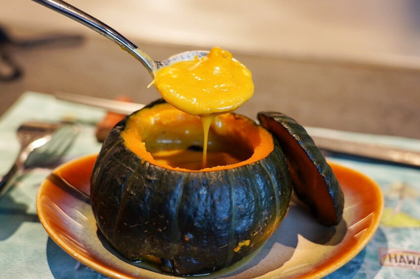 全台唯一夏威夷無菜單鐵板燒!近距離看火焰秀!整尾加拿大龍蝦都是我的~