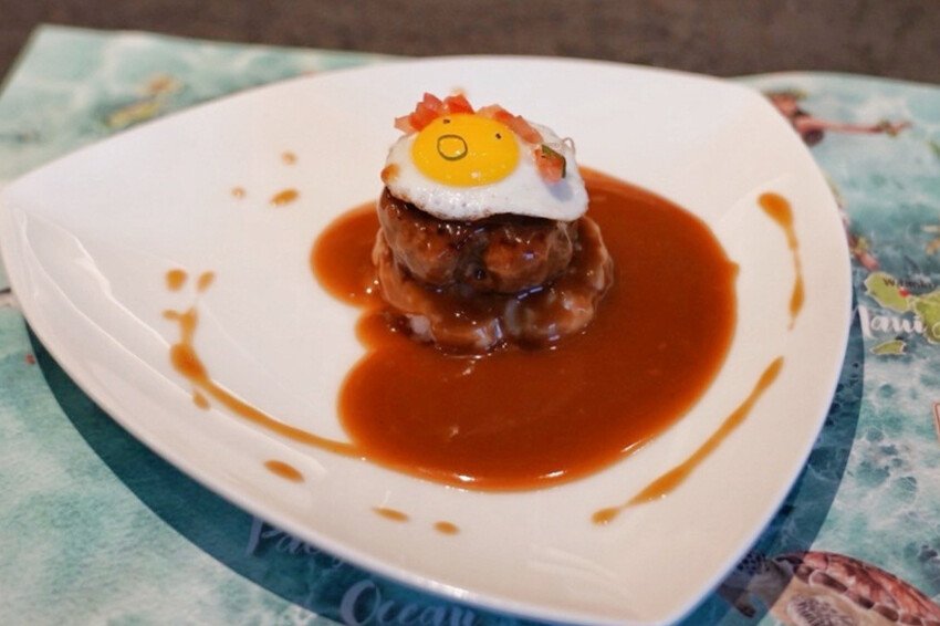 全台唯一夏威夷無菜單鐵板燒!近距離看火焰秀!整尾加拿大龍蝦都是我的~