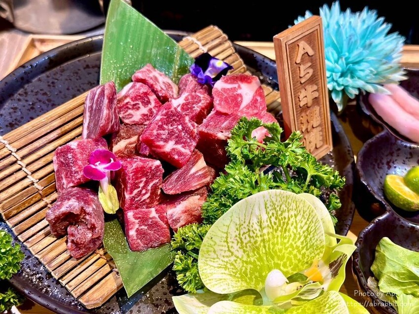 台中市北區山鯨燒肉-吃燒肉還能穿美美的和服