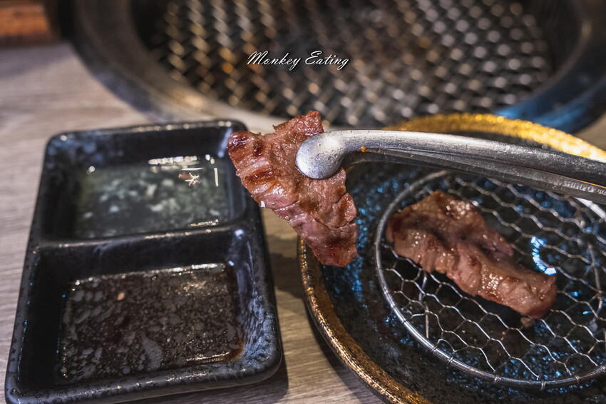 【台中北區】山鯨燒肉│漢口路燒肉推薦,浮誇系A5和牛燒肉、超美裝潢一秒到日本!還有免費和服體驗 - 貪吃猴的幻想