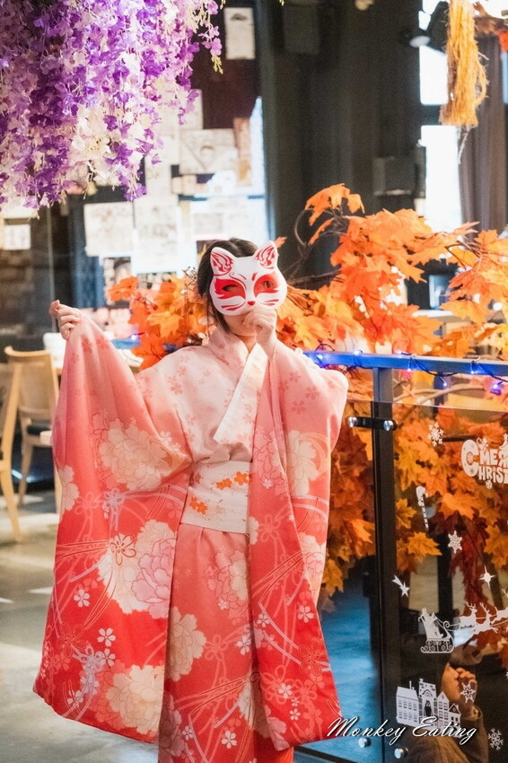 【台中北區】山鯨燒肉│漢口路燒肉推薦,浮誇系A5和牛燒肉、超美裝潢一秒到日本!還有免費和服體驗 - 貪吃猴的幻想