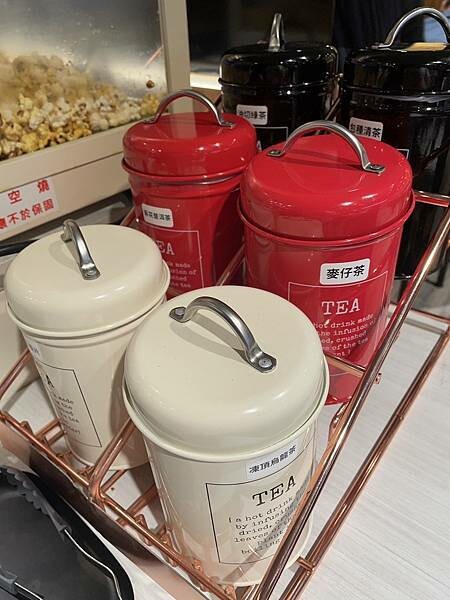 食記(實際)分享 ｜ 六扇門時尚鍋物-中山農安店｜香醇不膩口