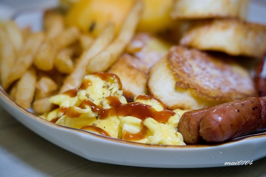 桃園青埔早午餐推薦｜小巷43-Alley Cafe～免服務費