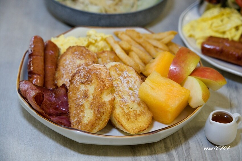 桃園青埔早午餐推薦｜小巷43-Alley Cafe～免服務費