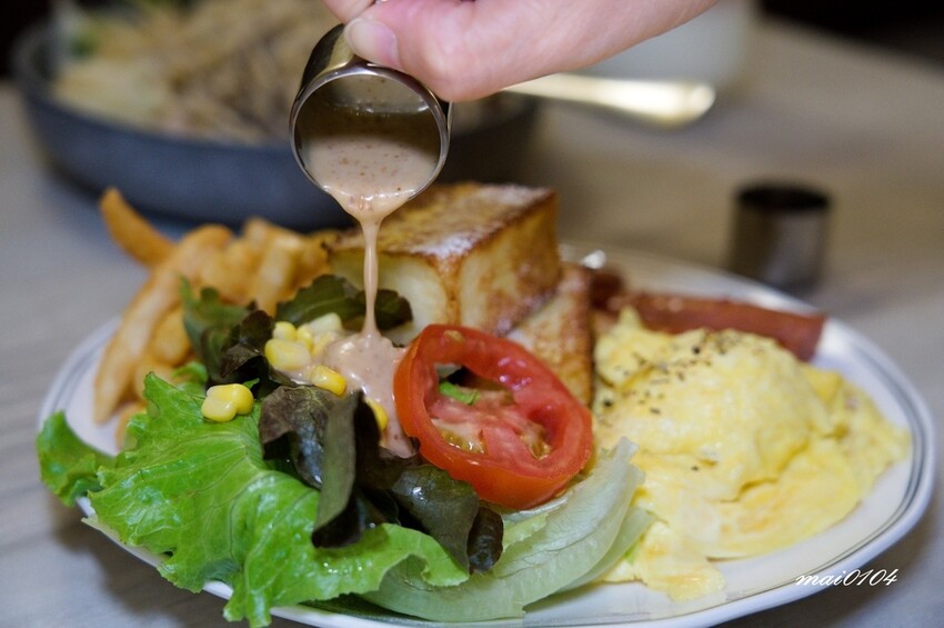 桃園青埔早午餐推薦｜小巷43-Alley Cafe～免服務費