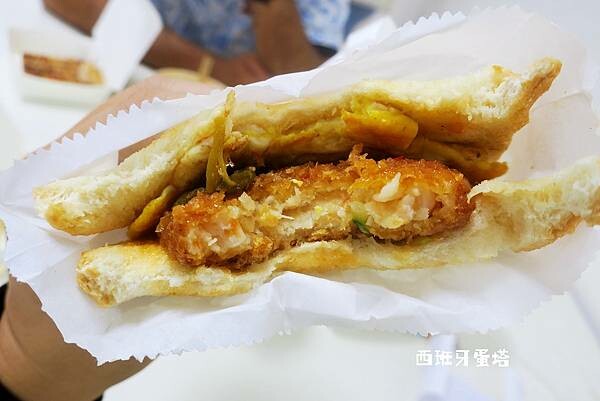 月半叔叔早餐店|安坑輕軌從美好的早餐開始!景文科技大學旁的學 月半叔叔早餐店|安坑輕軌從美好的早餐開始!景文科技大學旁的學