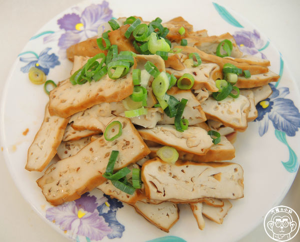 老張牛肉麵：呷飽祙【台北中正･老張牛肉麵】新分店有媽媽的味道