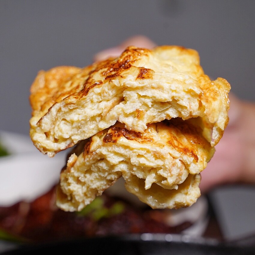 【龍虎海南雞飯】新竹巨城附近好吃的正宗新加坡海南雞飯，另有燒雞飯可以選擇！很推薦再來份川味口水雞、龍虎燒蛋，飯後再來一杯薏仁水好滿足～ - 阿華田的美食日記