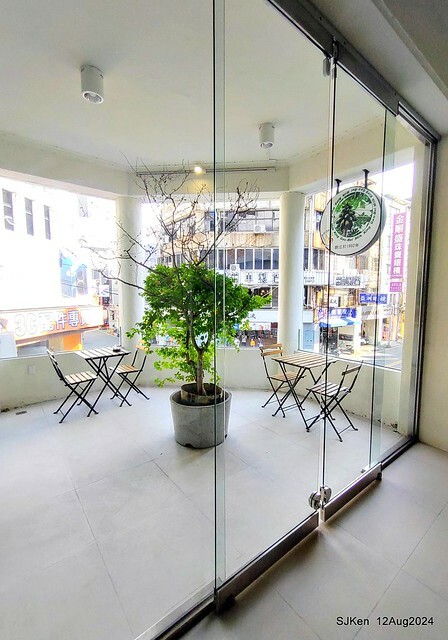 (新竹東區美食)「高北牛乳大王」新竹東門文昌店(Papaya  traditional Taiwan juice and milk shop)，Hsinchu city,  Aug 12, 2024, SJKen